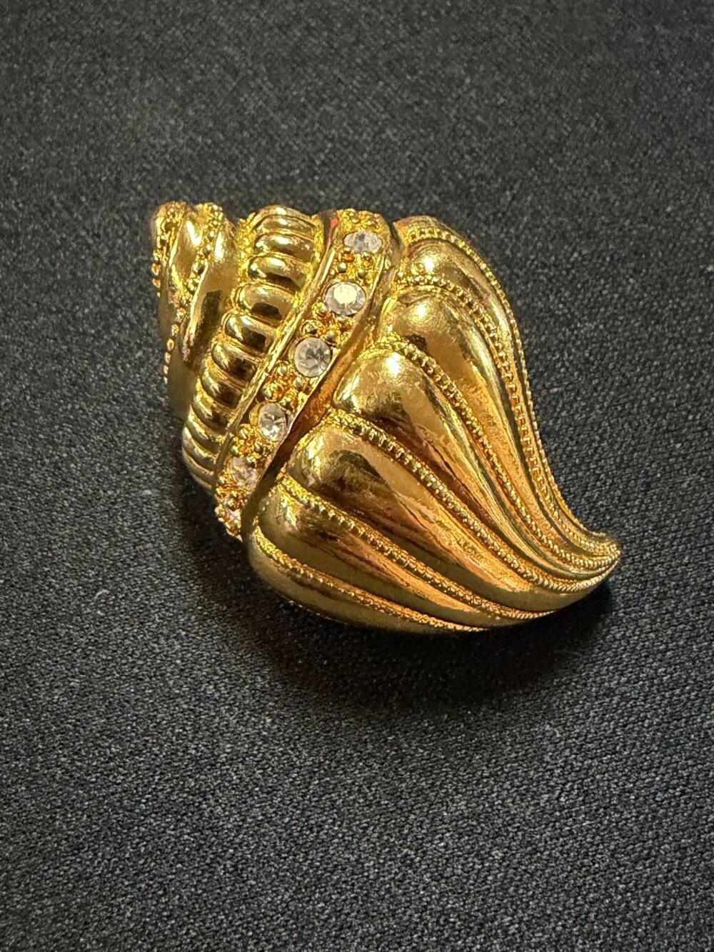 K.J.L. for Avon Gold Tone Rhinestone Seashell Scarf Clip/Brooch